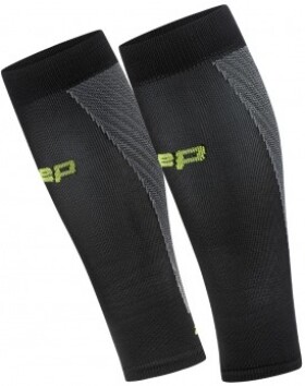 CEP pánské běžecké kompresní lýtkové návleky ULTRALIGHT 4.0 - black / grey Velikost: IV (39-44 cm obvod lýtka)