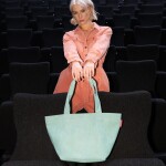 Nákupní taška přes rameno Reisenthel Shopper M Cord mint