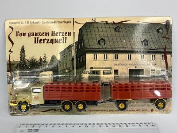 Pivní veterán Tatra 111 - sudy Herzquell 1:87 H0 (A-54)