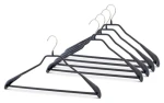 MAWA BODYFORM 46 cm černé / Ramínko / S tyčí na kalhoty / Protiskluzové / Ocel / 5 ks