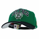 Mitchell & Ness Pánská kšiltovka Boston Celtics NBA Team Arch Classic Red Stretch-Snap