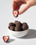 Vilgain Lyofilizované jahody v čokoládě – hořká čokoláda 120 g