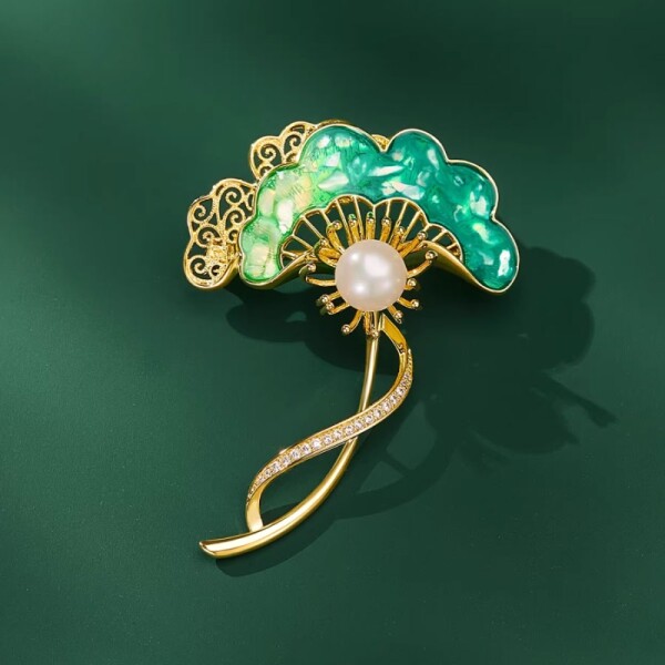 Brož ve tvaru listu ginkgo s perlou a zirkony, Zlatá Bílá