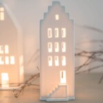 Räder Porcelánový svícen domeček Gable House 20 cm, bílá barva, porcelán