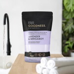 Baylis & Harding Relaxační sůl do koupele Goodness Sleep Lavender/Bergamot 1 kg, fialová barva, plast