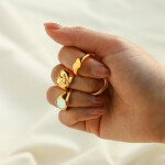 ELENYS Heart Angel – pozlacený prsten 18K žluté zlato Velikost: 7 (EU: 54-56)
