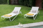 KETTLER DIAMOND hliníkové lehátko s teakovými područkami - bílá / krémová