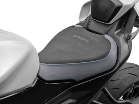 Zvýšené sedlo na CFMOTO 675SR/NK