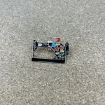 Pinarna.cz Šicí stroj s kytičkami