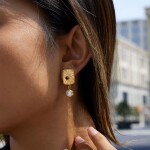 ELENYS Relic Drop – pozlacené náušnice 18K žluté zlato