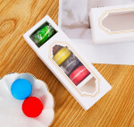 Cake star Krabička na makronky bílá se zlatým rámečkem 15,5x12,5x5,2 cm (na 10 kusů)