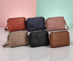 Módní dámská koženková crossbody kabelka Coveri Leanne, starorůžová