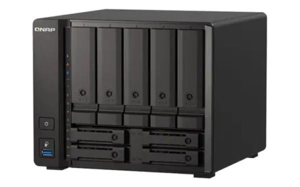 QNAP TS-h973AX-32G / AMD QC 2.2 GHz / 32GB DDR4 / 9x SATA III / 3x USB3.2 / 3x GLAN (TS-h973AX-32G)