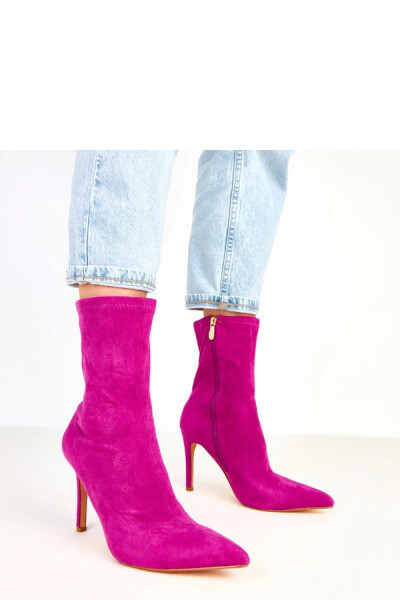 Boty na podpatku model 217905 Solea 39