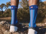 Běžecké kompresní ponožky Compressport Pro Racing Socks v4.0 Trail SODALITE/FLUO BLUE Velikost: EU