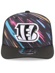 New Era Pánská kšiltovka Cincinnati Bengals NFL 2026 Crucial Catch 9SEVENTY Stretch-Snap Trucker