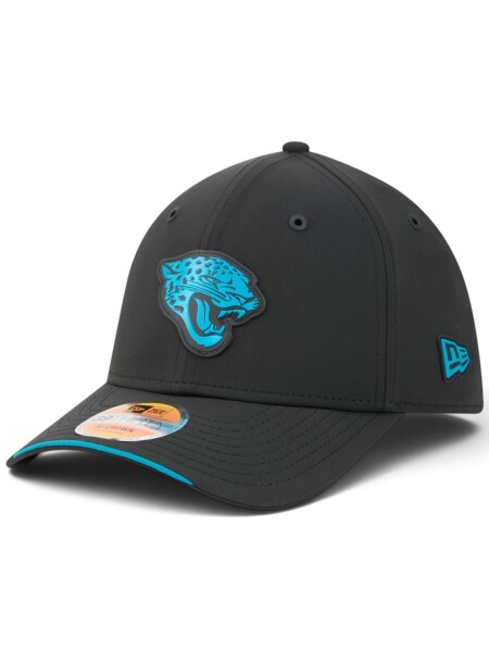New Era Pánská kšiltovka Jacksonville Jaguars NFL 2026 Sideline 39THIRTY M-Crown Flex Velikost: L/XL