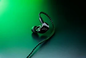 Razer Moray / Sluchátka do uší / hybridní 2 měniče / MMCX / pasivní izolace -36 dB