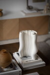 Ferm Living Kameninová váza Moire Off-white 30 cm, bílá barva, keramika