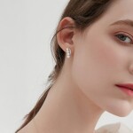 Elegantní náušnice Elide - sladkovodní perly, stříbrné zapínání, Stříbrná Bílá