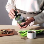 Eva Solo Nerezový hmoždíř Flavour Grinder Green Tool, zelená barva