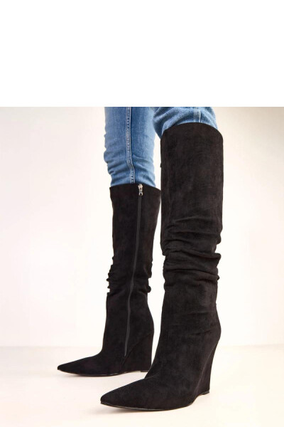 Kozačky na klínech model 220576 Solea 36