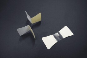 Lepicí páska na balónky spojovací 3,1 cm x 1,2 cm x 7,1 cm Lepicí páska na balónky spojovací 3,1 cm x 1,2 cm x 7,1 cm