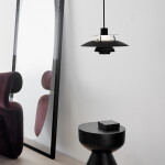 Louis Poulsen Závěsná lampa PH 5 Mini Monochrome Black, černá barva, kov