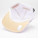 Mitchell & Ness Pánská kšiltovka Boston Bruins NHL Winter White Snapback