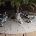 Stojan na vánoční stromeček "Light Grey" ferm LIVING