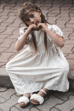 Dětské sandálky na suchý zip s kožíškem Bílé Rosavere 34