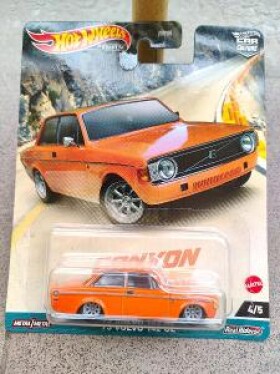 HOT WHEELS PREMIUM - ´73 VOLVO 142 GL