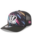 New Era Pánská kšiltovka Cincinnati Bengals NFL 2026 Crucial Catch 9SEVENTY Stretch-Snap Trucker