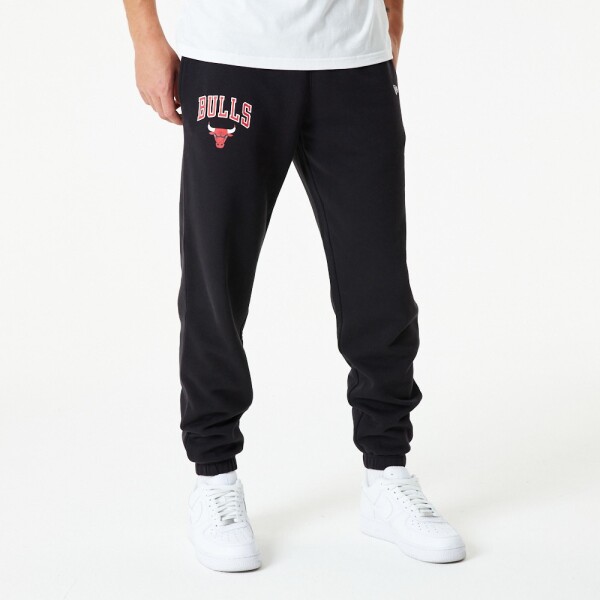 New Era Pánské tepláky Chicago Bulls NBA Essential Jogger Sweatpants Velikost: M