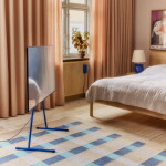 Pedestal Designový stojan na televizi Viva Ultra Marine, modrá barva, kov