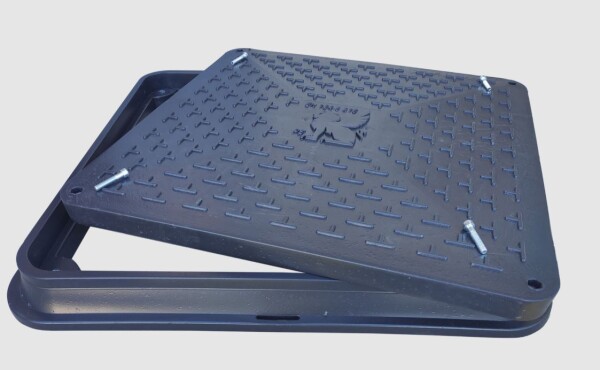 MIDAS Poklop A15 do 1,5t DN 600x600 hran, kompoz.POLYMER h=70 mm, uzam. 2x šroub,OD 710x710 mm p4009