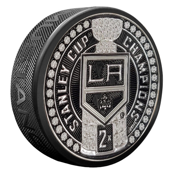Mustang Puk Los Angeles Kings NHL Stanley Cup Dynasty Puck Design Trimflexx