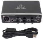 Behringer UMC22