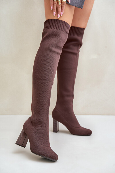 Kozáky Se Záplavou Po Kolena Na Podpatku Tmavě Zelené Esanira 37