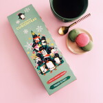 The Cabinet of CURIOSITEAS Vánoční černý čaj Pinguin Tea Party 70 g + sítko, multi barva