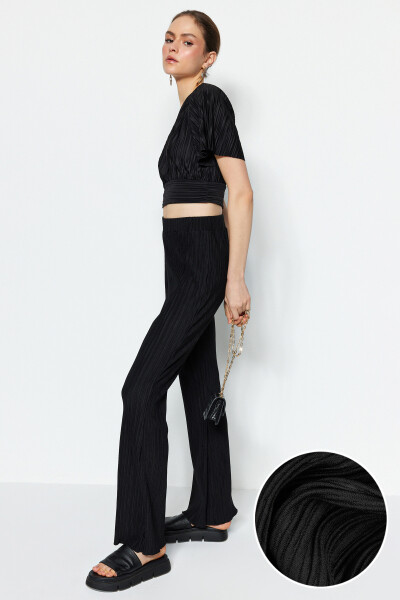 Trendyol černé plisované rozevláté španělské pletené kalhoty vysokými nohavicemi