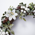 Vánoční věnec proutěný POINSETTIA bílá 30 cm