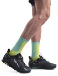 ICEBREAKER Mens Merino Run+ Ultralight Crew, Hyper/Aura velikost: 47-49 (XL)
