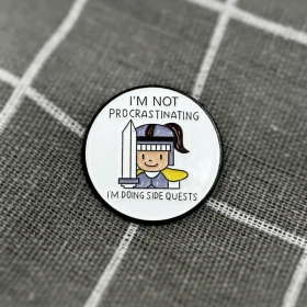 Pinarna.cz I'm not procrastinating I'm doing side quests / Neprokrastinuji, plním vedlejší úkoly - bílý