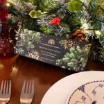 The English Soap Company Dárková sada mýdel Frosted Fir and Holly – 3 x 100 g, zelená barva, papír