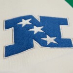 Mitchell & Ness Pánská bunda Philadelphia Eagles NFL Courtside Fleece Full-Snap Velikost: M