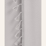 Světle šedý závěs Lara na stuze se střapci 140 x 280 cm