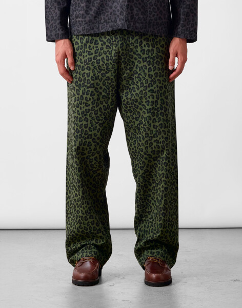 Service Works Patterned Easy Chef Pants Green Leopard L