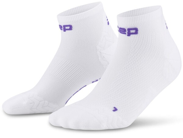 CEP pánské kotníkové běžecké kompresní ponožky ULTRALIGHT 4.0 - white Velikost: V (EUR 45-48+)