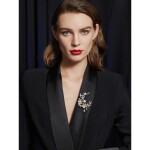 Luxusní květinová brož Swarovski Elements Josette, sladkovodní perla, Bílá